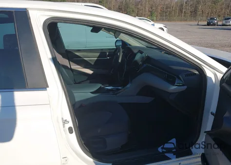 2021 Toyota Camry Le from USA, damaged, VIN 4T1C11AKXMU561025